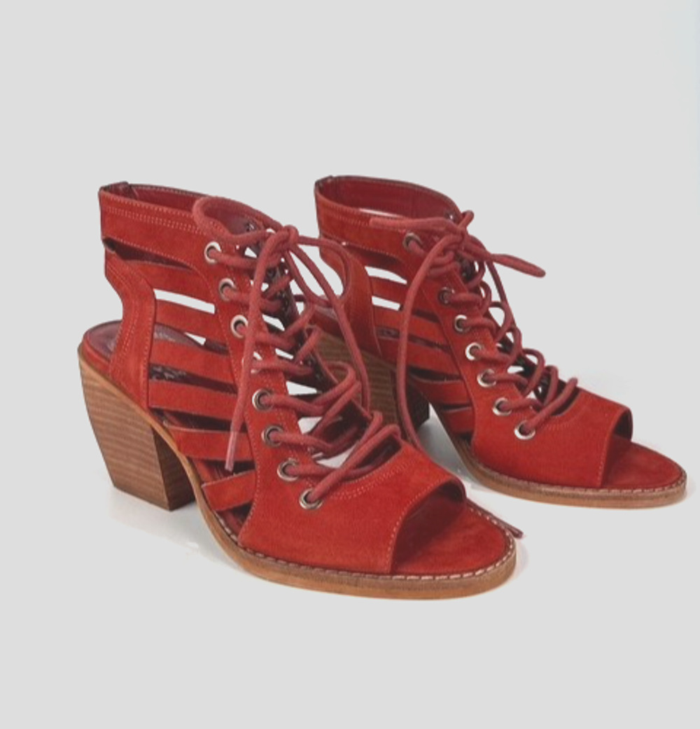 Vince Camuto “Cheston” Red Nubuck Leather Lace Up Heeled Sandals Sz 6